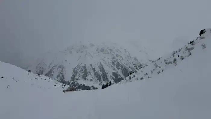 Kazakhstan's Emergency Services Warn of Imminent Avalanche Risks Атырау