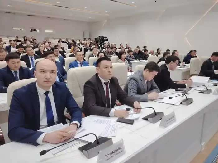 Вице-министр сельского хозяйства Амангалий Бердалин встретился с сельхозпроизводителями Жамбылской области для обсуждения мер государственной поддержки и новых кредитных программ в животноводстве. Атырау