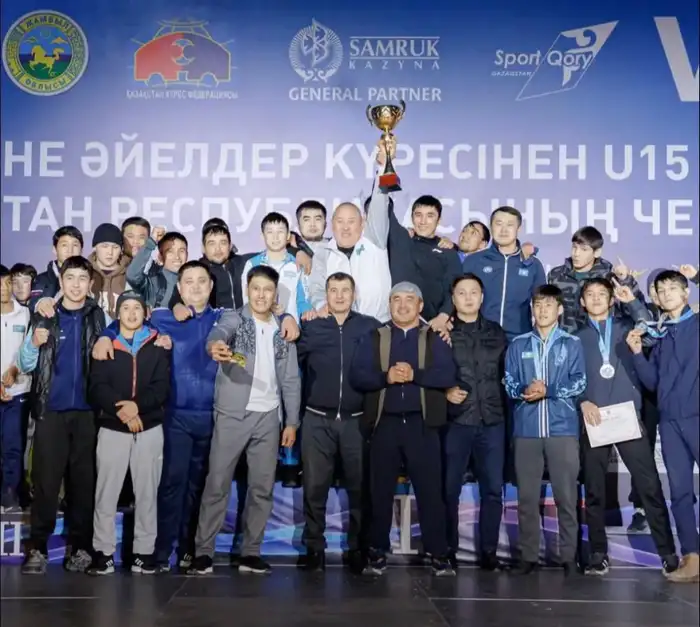 Туркестанцы победили на чемпионате по греко-римской борьбе Атырау