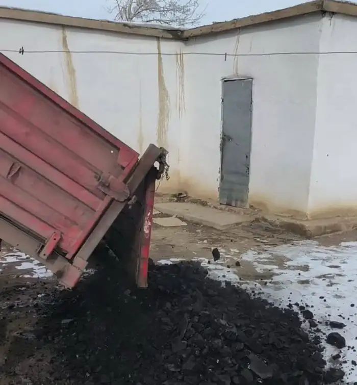 Местные предприниматели в Тарбагатайском районе оказали поддержку нуждающимся семьям Атырау