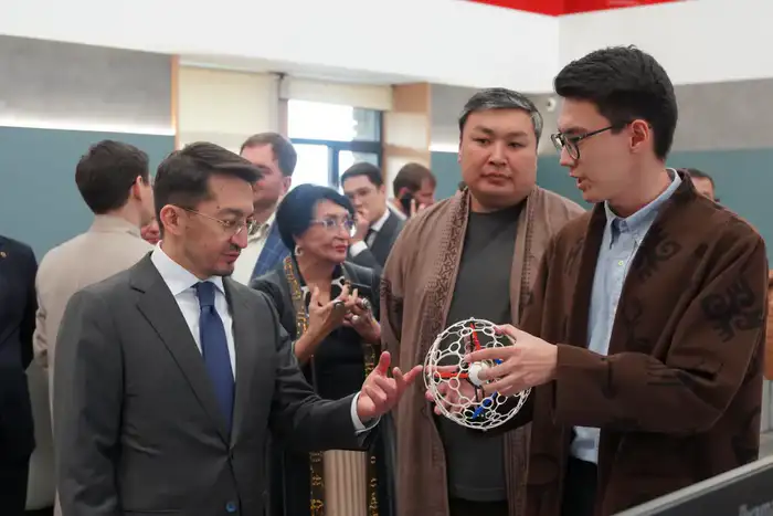 Цифровая трансформация и развитие AI-экосистемы в Алматы Атырау