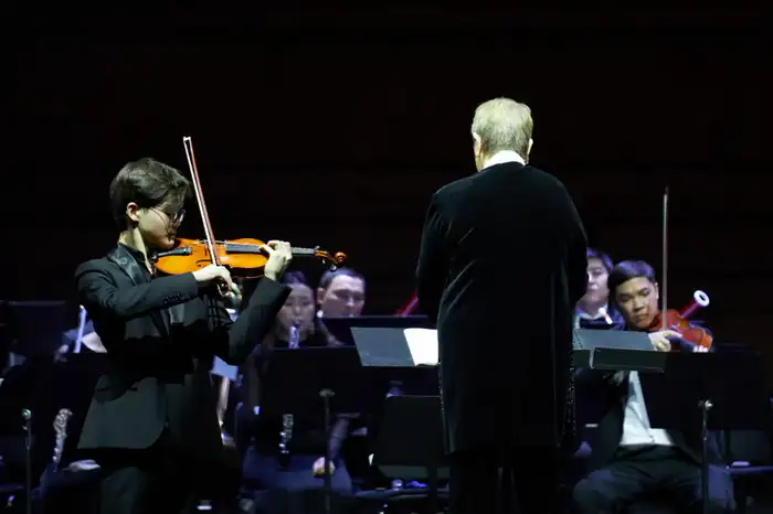 В «Қазақконцерте» состоялся концерт «PAGANINI & BRUCH» (3)