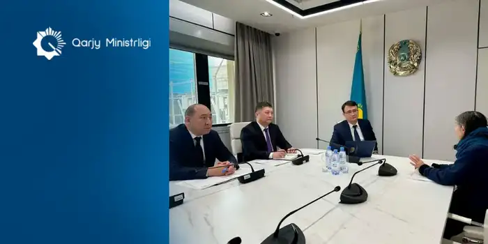 Руководитель аппарата Министерства финансов Эрнар Ержанов провел прием граждан (5)
