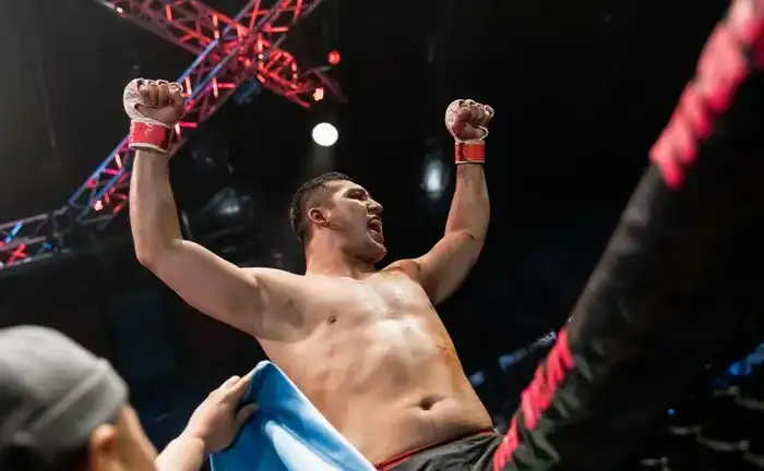 Военнослужащий Вооруженных сил Казахстана победил в турнире UFC 326 (3)