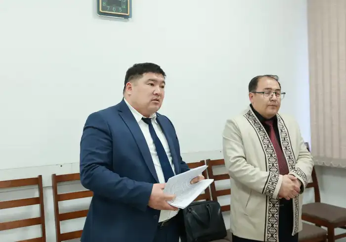 Граждане выразили удовлетворение после встречи с Ерболом Карашукеевым Атырау
