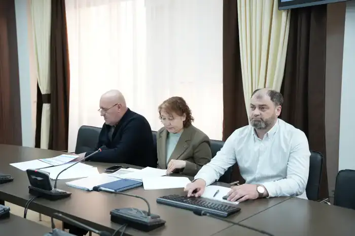 В Казахстане запланировано обновление 17 тыс. км электролиний и 444 высоковольтных подстанций для повышения надежности электроснабжения Атырау