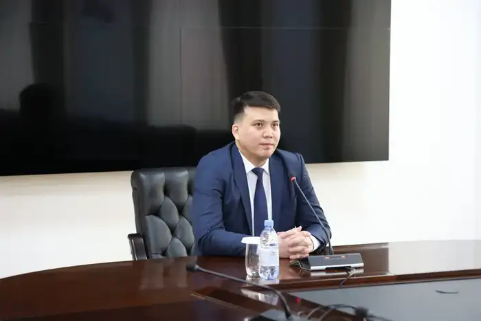 Устное интервьюирование кандидатов в судьи Высшего Судебного Совета Атырау