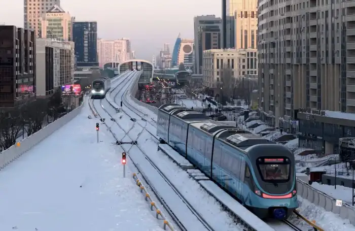 Новый тариф на LRT в Астане: что ждет пассажиров и как это повлияет на городские транспортные расходы Атырау
