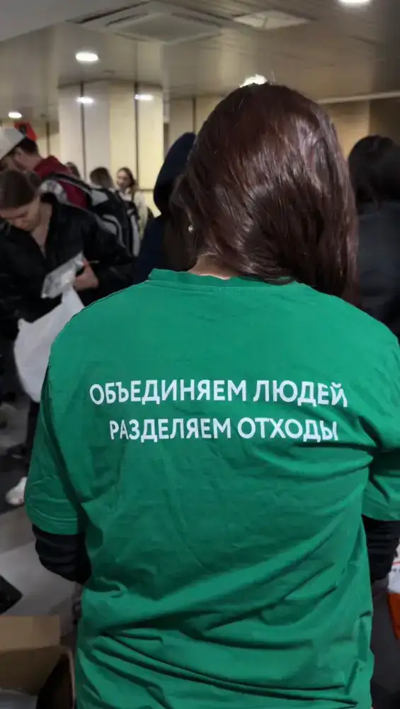 Алматинцы активно участвуют в сборе ртутных ламп и вторсырья на экоакции Атырау