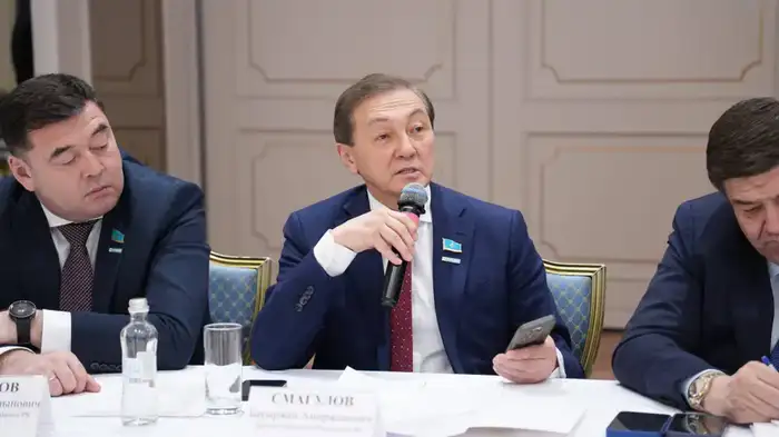 В Казахстане представлена новая модель системы управления отходами (2)