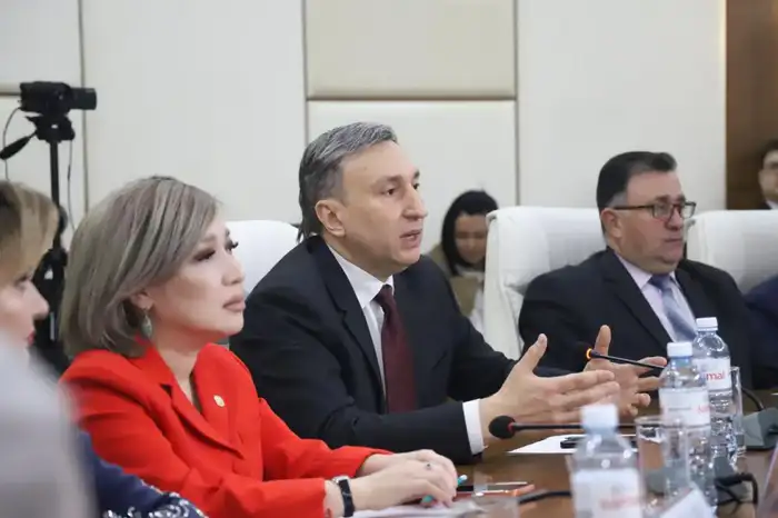 Республиканские этнокультурные объединения обсудили подготовку к референдуму (4)