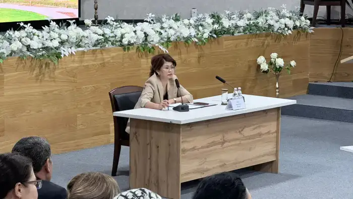 Аида Балаева обсудила с коллективом музея-заповедника «Әзірет Сұлтан» ключевые направления развития музейной сферы (2)