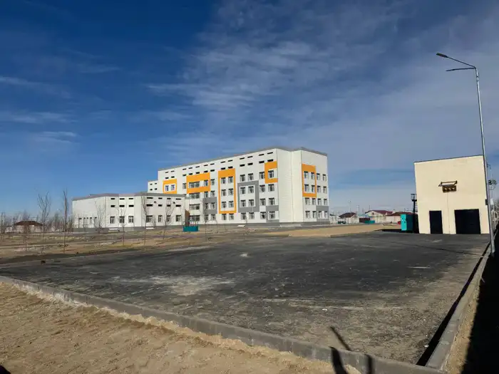 В АТЫРАУСКОЙ ОБЛАСТИ ДО КОНЦА ГОДА ВВЕДУТ В ЭКСПЛУАТАЦИЮ ШЕСТЬ МЕДИЦИНСКИХ ОБЪЕКТОВ (3)