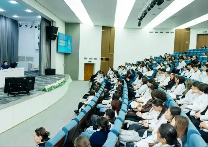В столице проведена лекция по профилактике преступлений среди молодежи Атырау