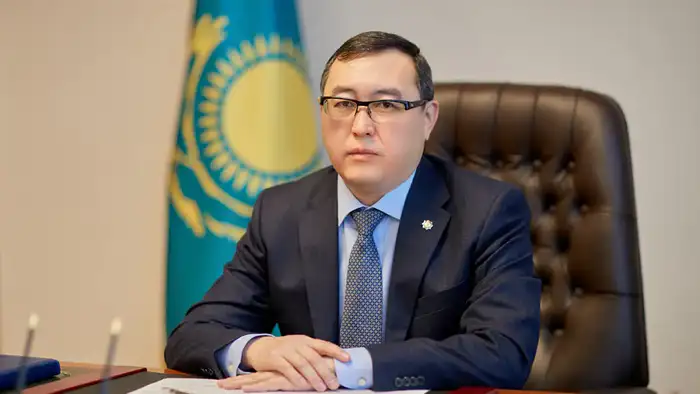 Аким Алматинской области Марат Султангазиев поздравил жителей с Наурызом Атырау