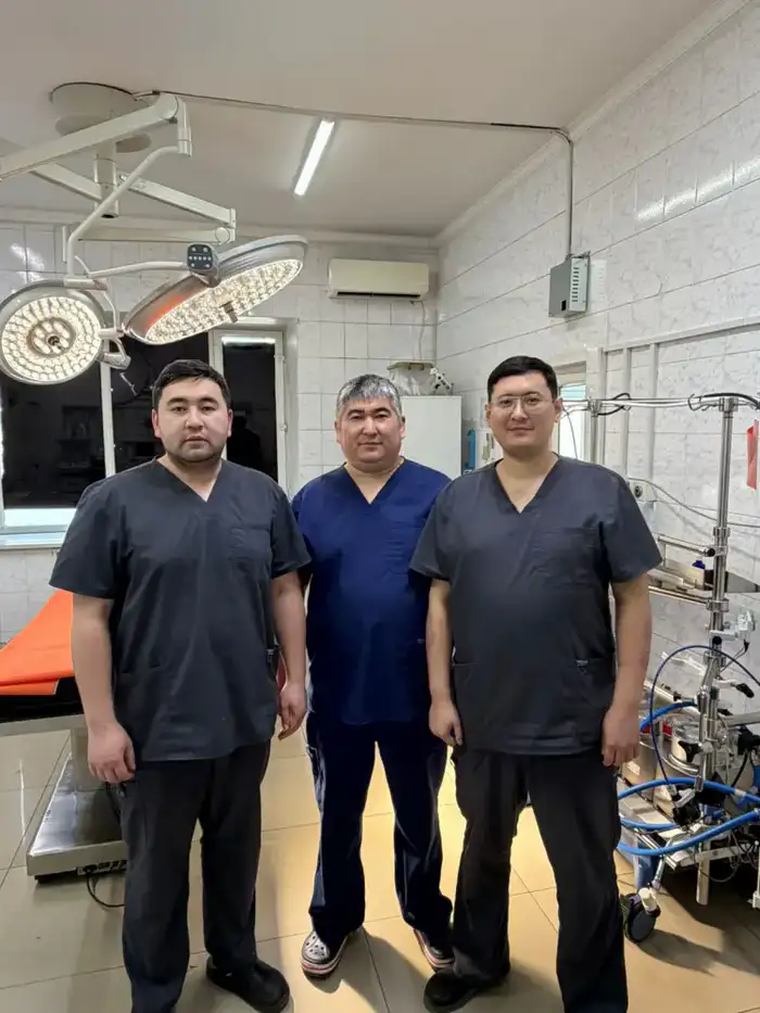International Surgeons Save Life of 64-Year-Old Patient with Critical Aortic Aneurysm in Almaty Region Атырау