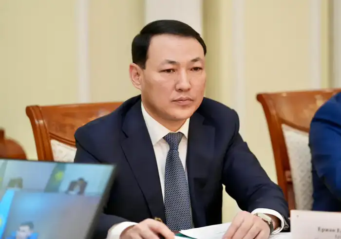 Подготовка к отопительному сезону: Минэнерго работает над улучшением надежности теплоснабжения в 10 проблемных ТЭЦ Атырау