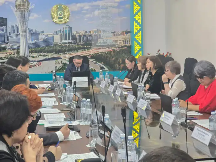 Права и обязанности педагогов в образовательном процессе Атырау
