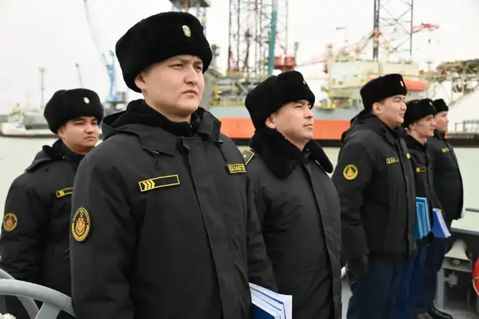 Экипажи Военно-морских сил Актау успешно завершили курсовую задачу, что открывает путь к новым тренировочным этапам Атырау