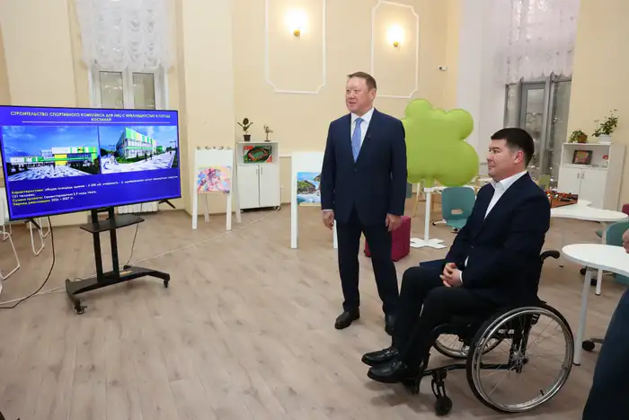 Аким области ознакомился с работой реабилитационного центра (2)