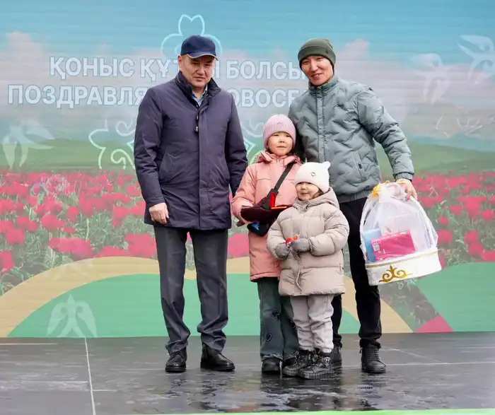 В ВКО 20 семей получили ключи от новых квартир (3)