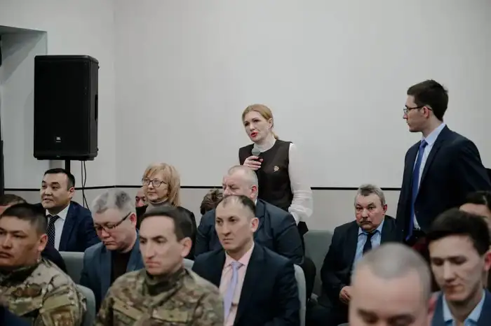 Аким СКО провел кустовое совещание с акимами близлежащих районов (4)