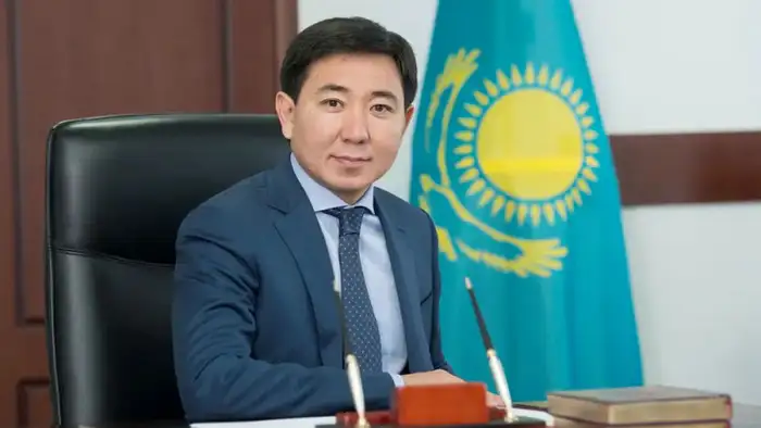 Мошенничество и взятка: Жаксылык Омар признал вину в суде Усть-Каменогорска Атырау