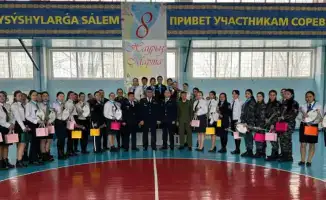 Полицейские девушки: меткость на службе и в спорте!