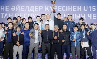 Туркестанцы победили на чемпионате по греко-римской борьбе