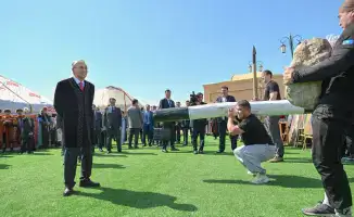Президент Касым-Жомарт Токаев посетил празднование Наурыза и ознакомился с культурными традициями Казахстана