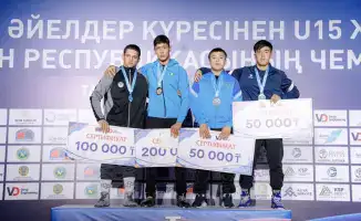 Трое борцов из области Абай завоевали золото на чемпионате Казахстана по греко-римской борьбе