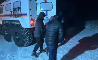 Спасатели МЧС Казахстана вывели 760 человек из снежного плена