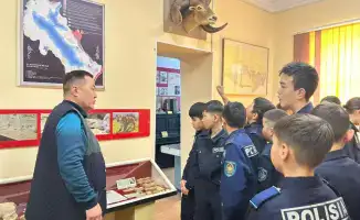 Культурное наследие Казахстана: экскурсия для юных исследователей