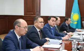 Обсуждение вопросов качества коммунальных услуг и благоустройства региона в преддверии праздников