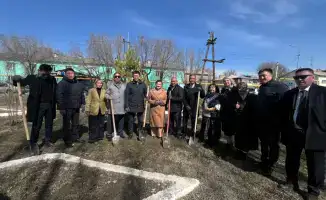 Сообщество Алатау объединяется для высадки деревьев в рамках экологической акции «Аллея референдума - 2026»