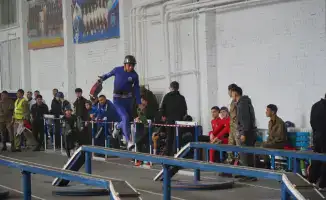 Зимние чемпионаты: кто преодолел препятствия быстрее всех?