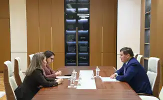 Аким области Нурлыбек Налибаев встретился с главой координационного совета женщин ООН Джерен Гювен Гюреш в Кызылорде