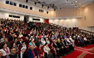 Поэтическая дуэль: айтыс объединяет сердца и традиции в Семее
