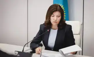 Министр просвещения Казахстана Жулдыз Сулейменова обсудила с гражданами вопросы защиты статуса педагогов и цифровизации в образовании