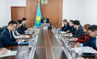 В Атырау прошла встреча под председательством Серика Шапкенова, на которой обсуждались меры по борьбе с пыльными бурями и вопросы экологии, озеленения, а также реализация республиканской акции «Таза Қазақстан».