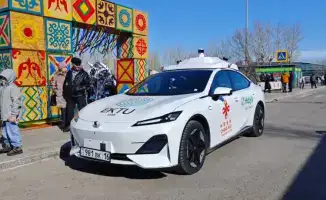 Беспилотный автомобиль на праздновании Наурыза в Астане