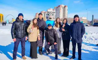 Молодежь Астаны поддерживает новую Конституцию флешмобом и акцией