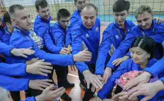 Поддержка спорта на региональном уровне: встреча Акима области с волейболистами команды «Жетісу»
