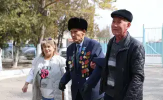 103 года и один голос за мир!