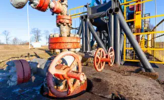 Кувейт и ОАЭ на грани сокращения нефтедобычи из-за иранского кризиса
