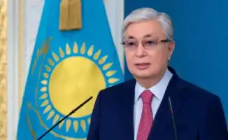 Токаев призвал казахстанцев к единству и духовному обновлению в день Ораза айт