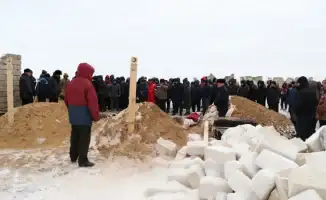 Тени трагедии: в Атырауской области прощаются с братом и сестрой, чьи жизни оборвались в мрачной истории