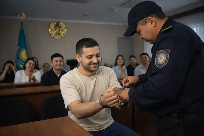 Мошенник, обманувший граждан на 50 млн тенге, избежал наказания благодаря амнистии, став символом проблем в правоприменении и доверии общества Атырау