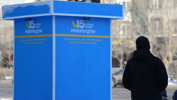 В Казахстане начался день тишины перед референдумом по конституционной реформе Атырау