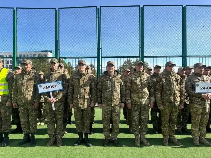 25 этажей за три минуты: в Карагандинской области соревновались пожарные (7)